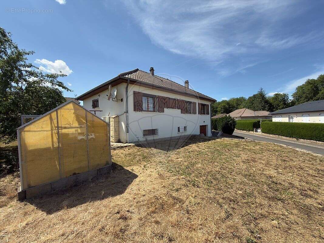 Maison à CONFLANS-EN-JARNISY