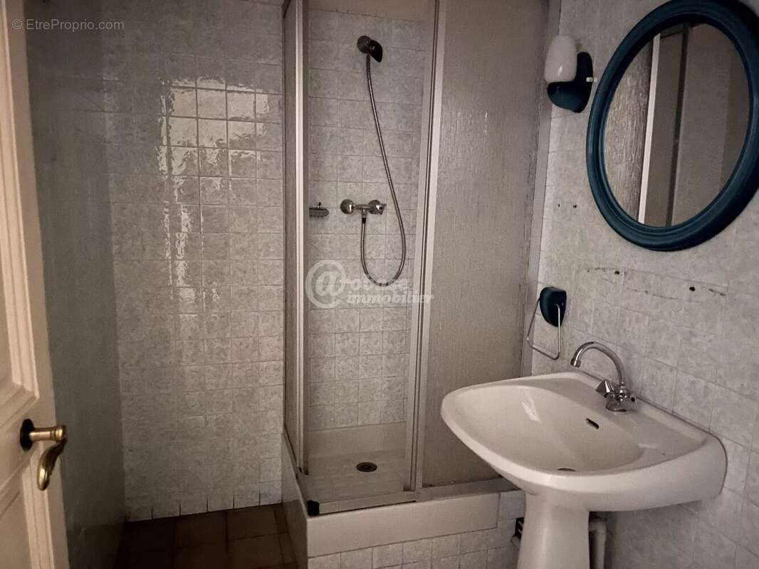 Appartement à MARSEILLE-2E