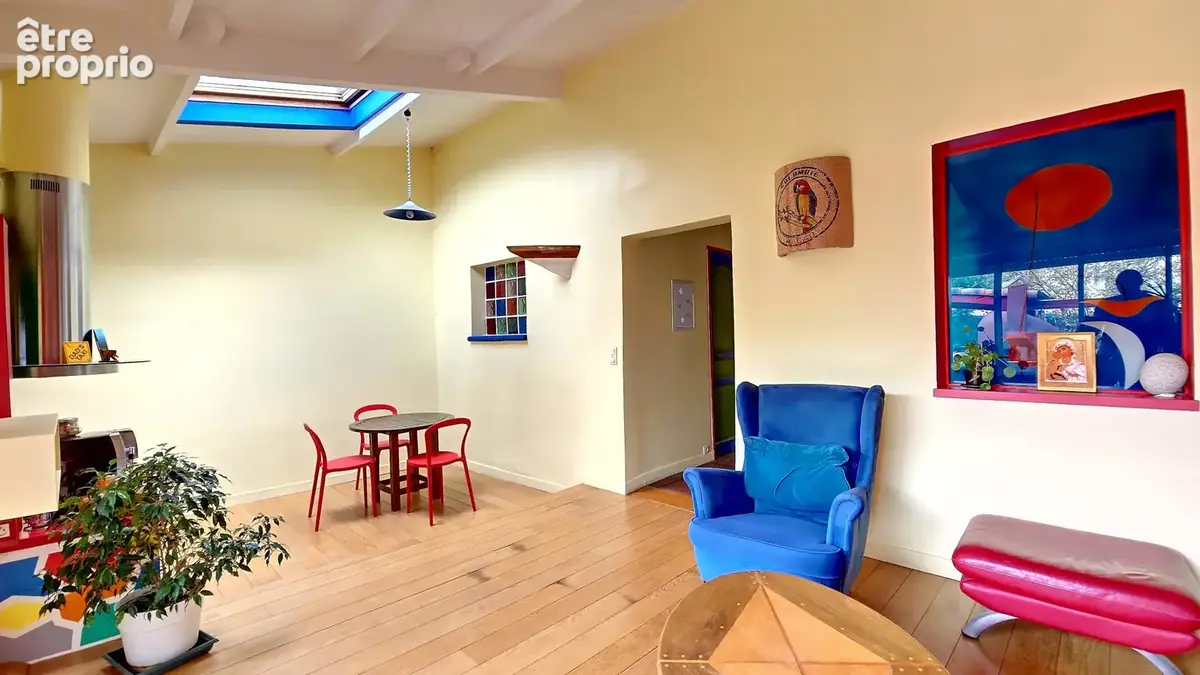 CANNES-LA-BOCCA à vendre maison 6 pièces de 131 m2 sur un terrain de 386 m2 avec piscine hors sol - photo 4