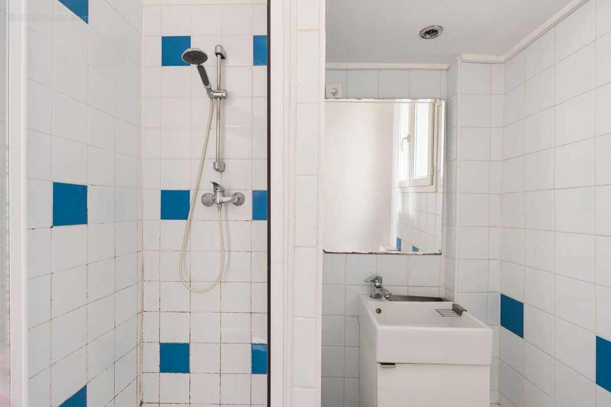 Appartement à PARIS-7E