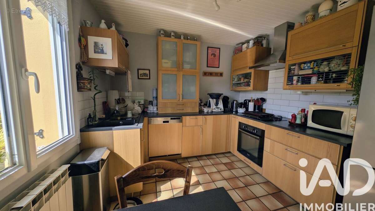 Maison 145 m² à Saint-Judoce  - photo 8