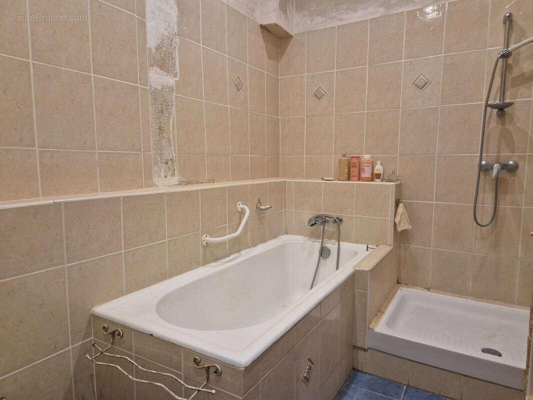 Appartement à PONT-SAINT-ESPRIT