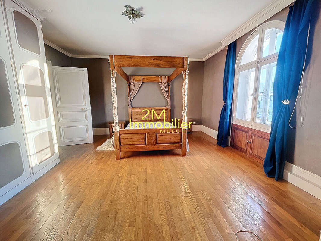 Maison à MELUN