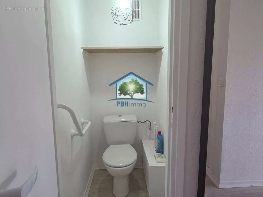 MULHOUSE (68) - Appartement de 75 m² avec garage et cave - photo 5