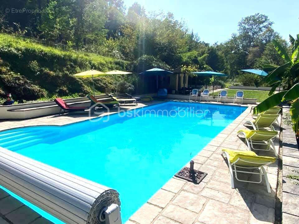 Maison à DURBAN-SUR-ARIZE