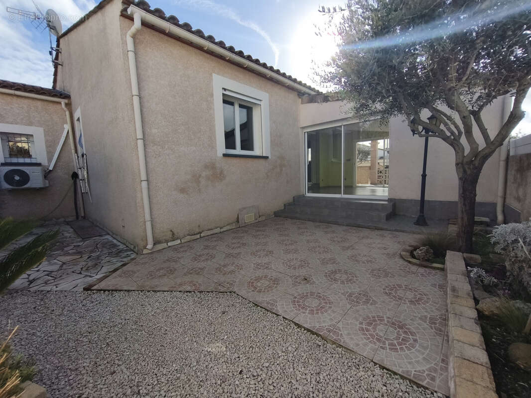 Maison à LIGNAN-SUR-ORB