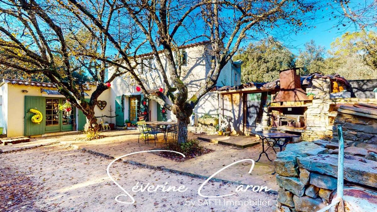 Photo 1 - Maison à GONFARON