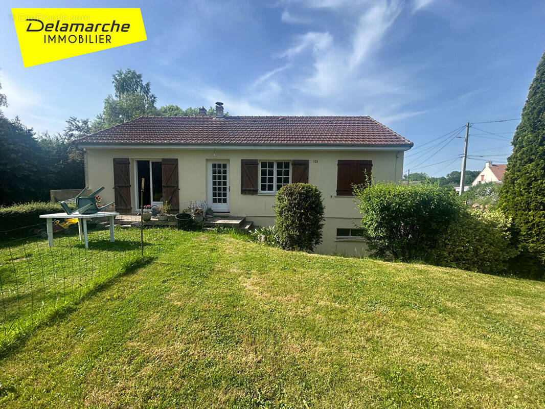 Maison à SAINT-PLANCHERS