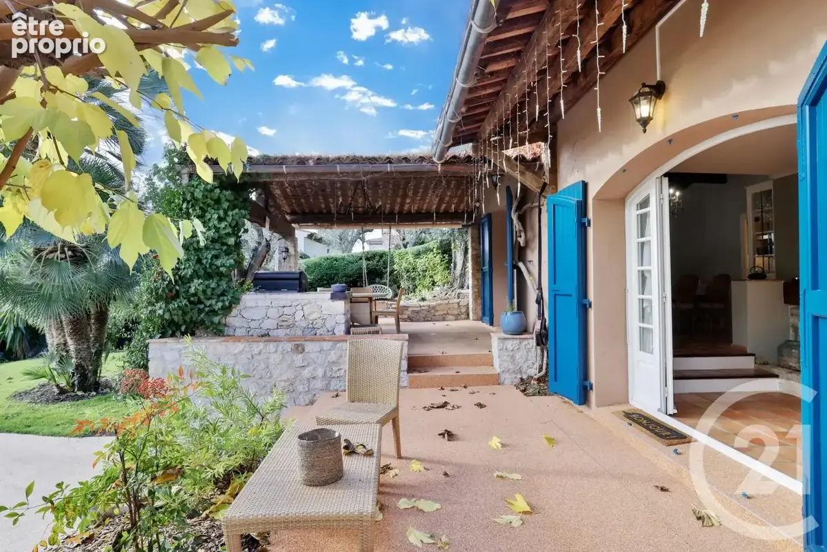 Maison 7 pièces 243 m² à vendre à Villefranche-Sur-Mer (06230) - photo 4