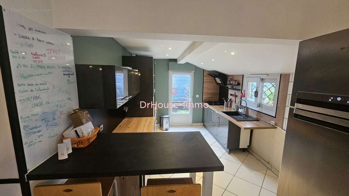 Maison 155 m² à Ambares-Et-Lagrave  - photo 13