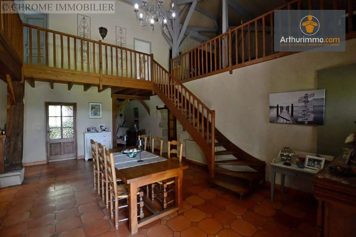 Maison à MONSEGUR