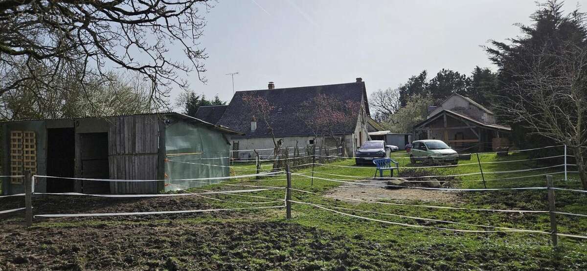 Maison à CHATILLON-SUR-INDRE
