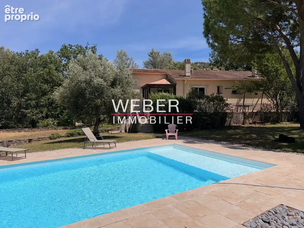 EVENOS LE BROUSSAN 5000 m2 Villa 5 chambres Piscine - photo 1