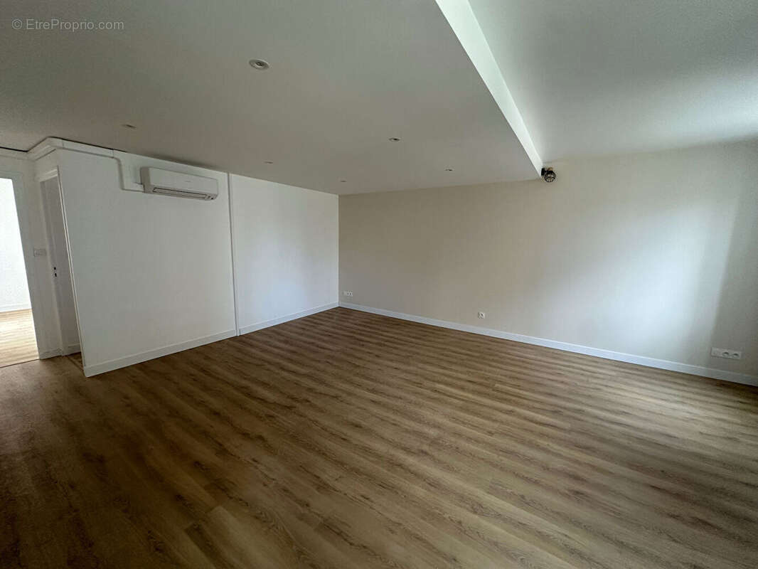 Appartement 75m² à tarare - photo 4
