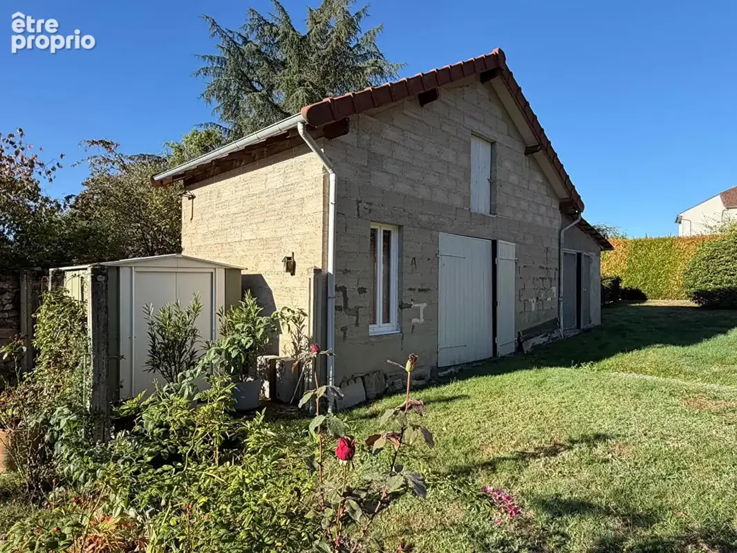 HAUTE VIENNE - Charmante maison de ville avec magnifique jardin clos de murs et vue sur la vallée de la Gartempe ? Châteauponsac - photo 3