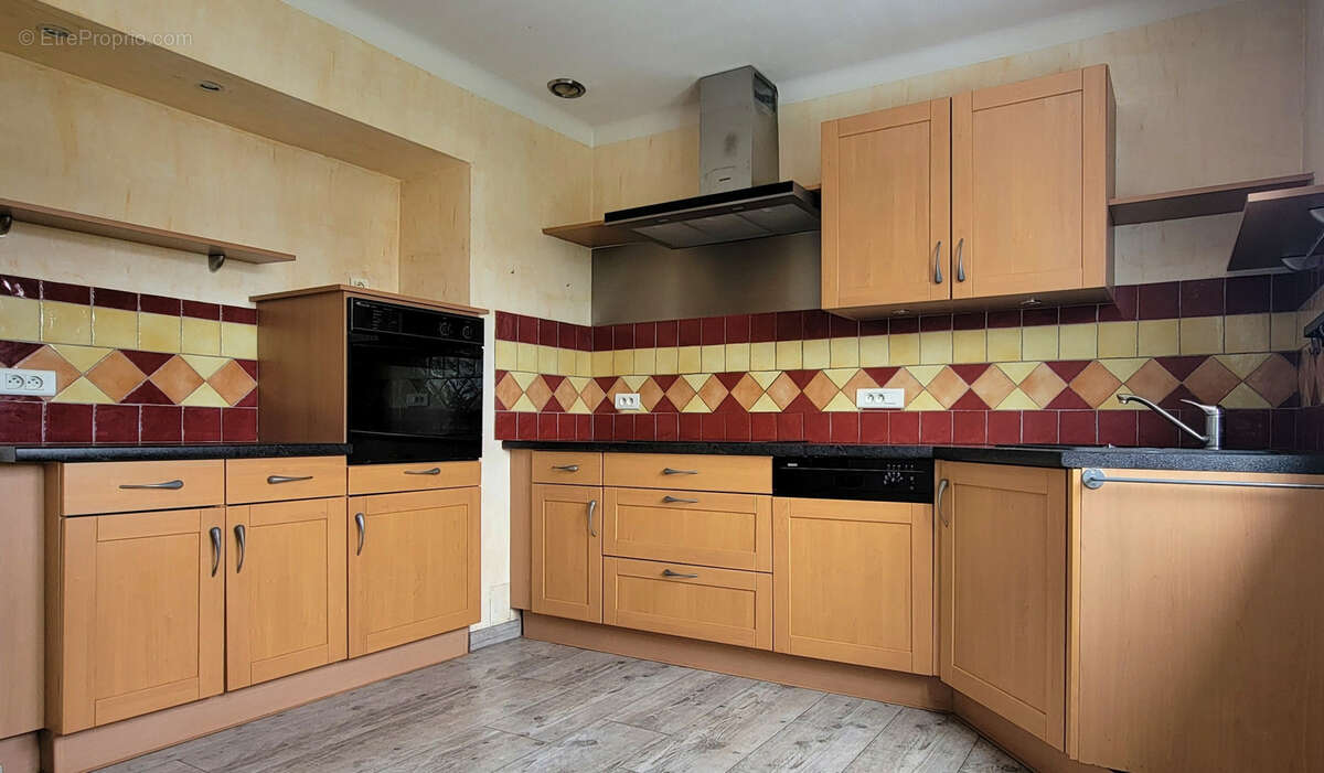 Maison à SAINTE-LUCE-SUR-LOIRE