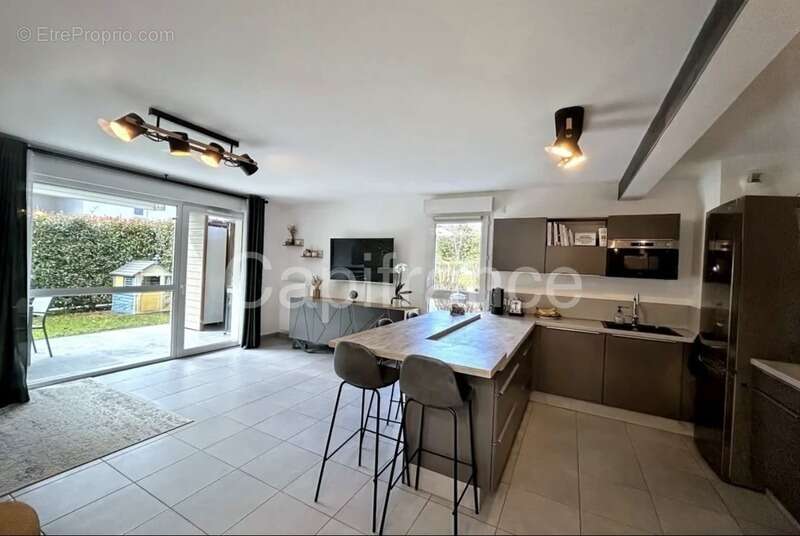 Appartement à SAINT-MARTIN-BELLEVUE