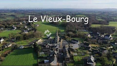 Maison à LE VIEUX-BOURG