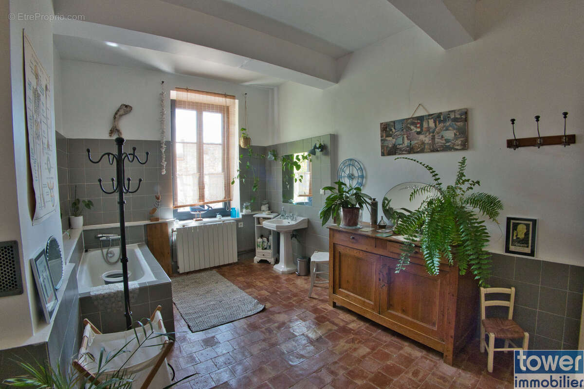 Maison à TOUROUZELLE