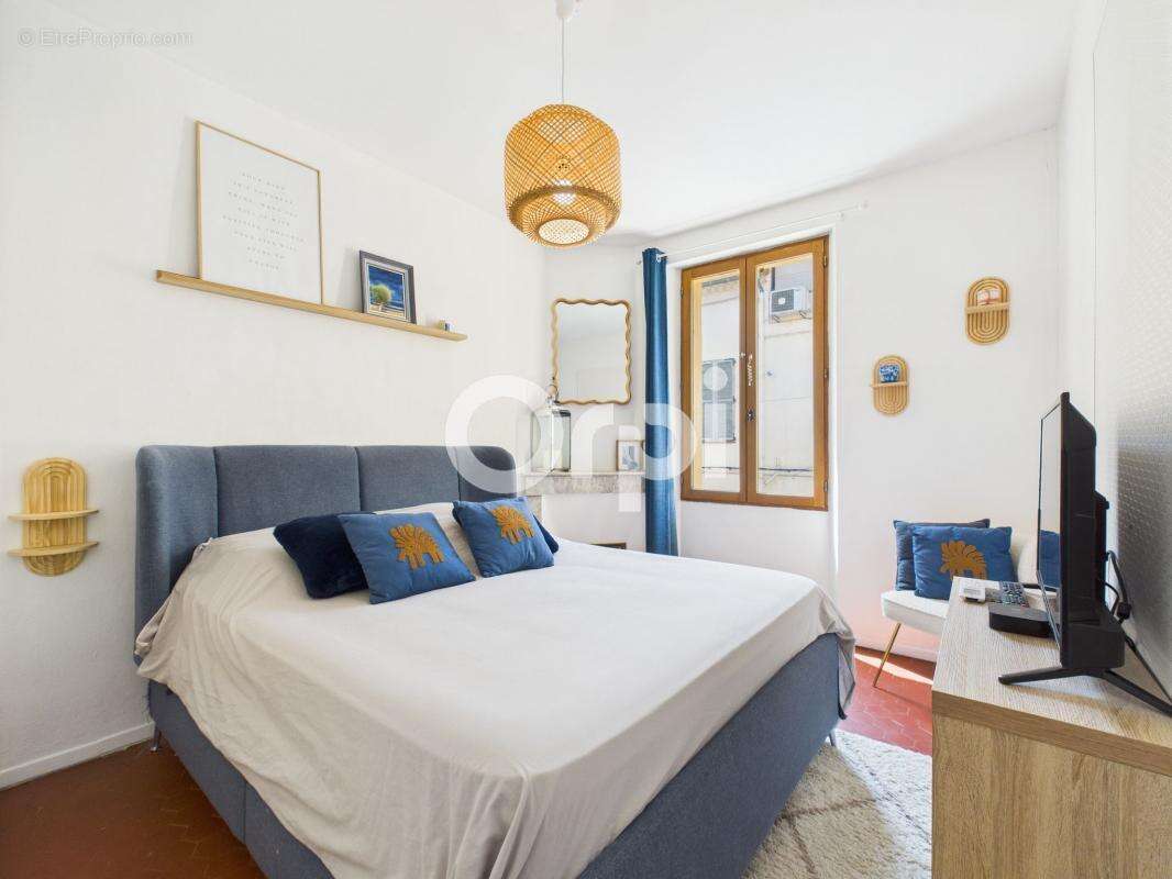 Maison à MANDELIEU-LA-NAPOULE