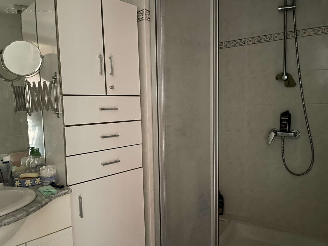 Maison à SAUVIAT-SUR-VIGE