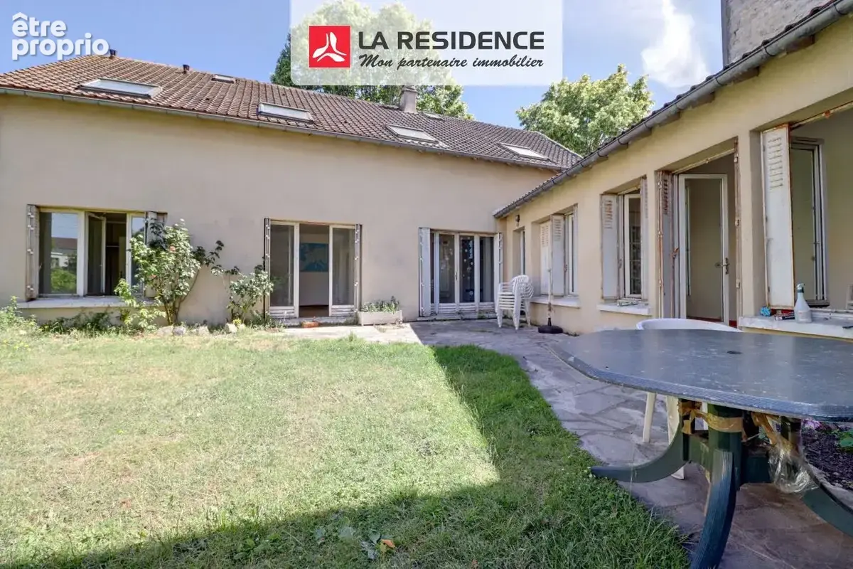 Maison 7 pièces 145 m² à vendre à Saint-Germain-En-Laye (78100) - photo 5