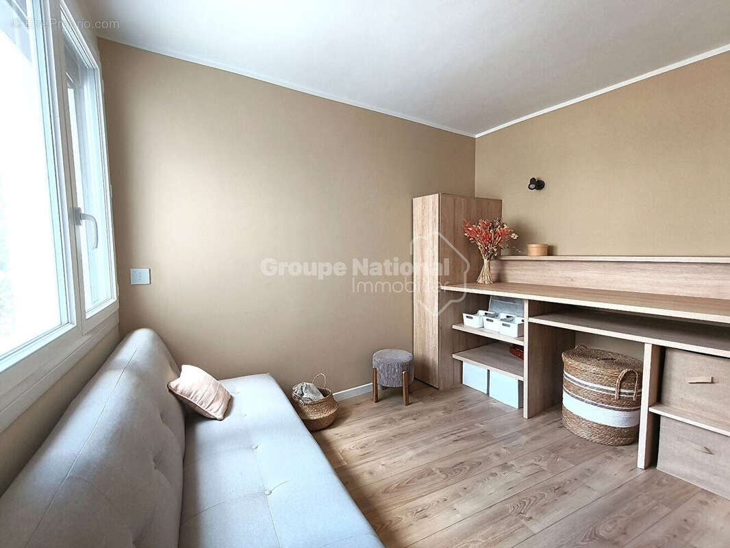 Villa familiale rénovée 197 m² - Piscine - Dépendance - photo 8
