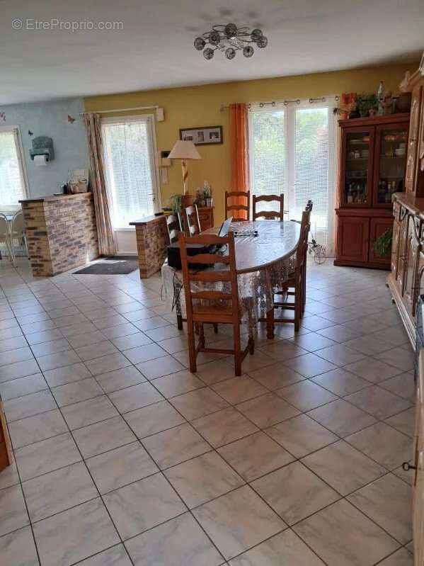 Maison à SAINT-CELERIN