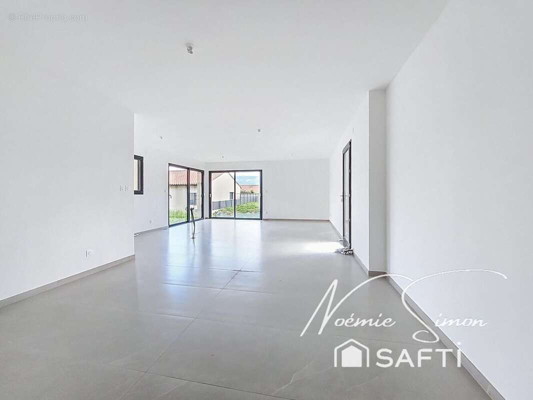 Photo 2 - Maison à CHATTE