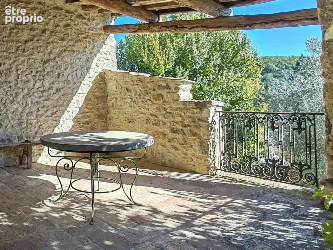 Ancien relais de poste avec domaine agricole à Forcalquier (04300) - photo 14