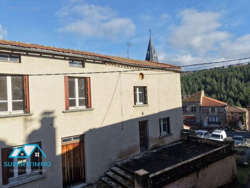 Maison à SAINT-JUST-PRES-BRIOUDE
