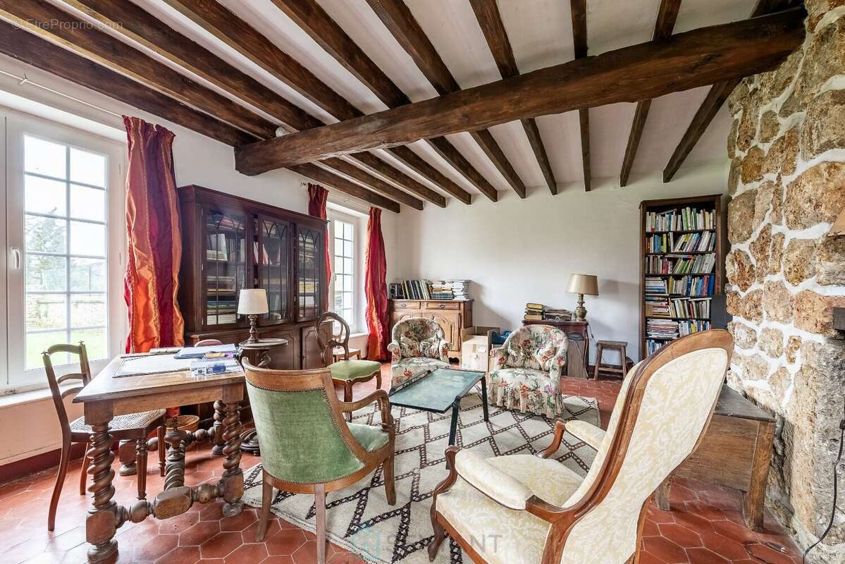 Maison à MAGNY-LES-HAMEAUX