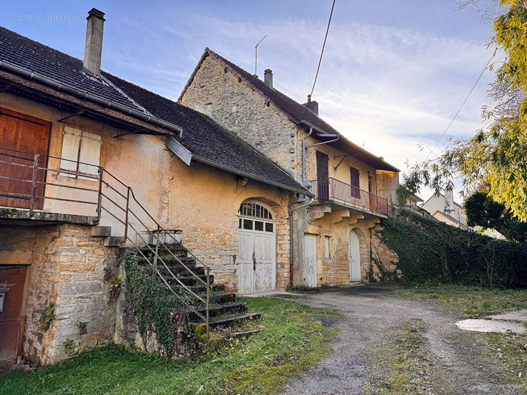 Maison à TRENAL