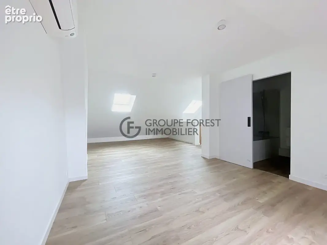 Appartement 3 pièces 81 m² à vendre à La Madeleine (59110) - photo 3