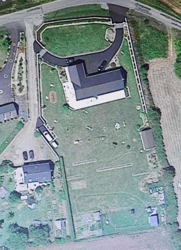 Terrain à SAINT-FIACRE