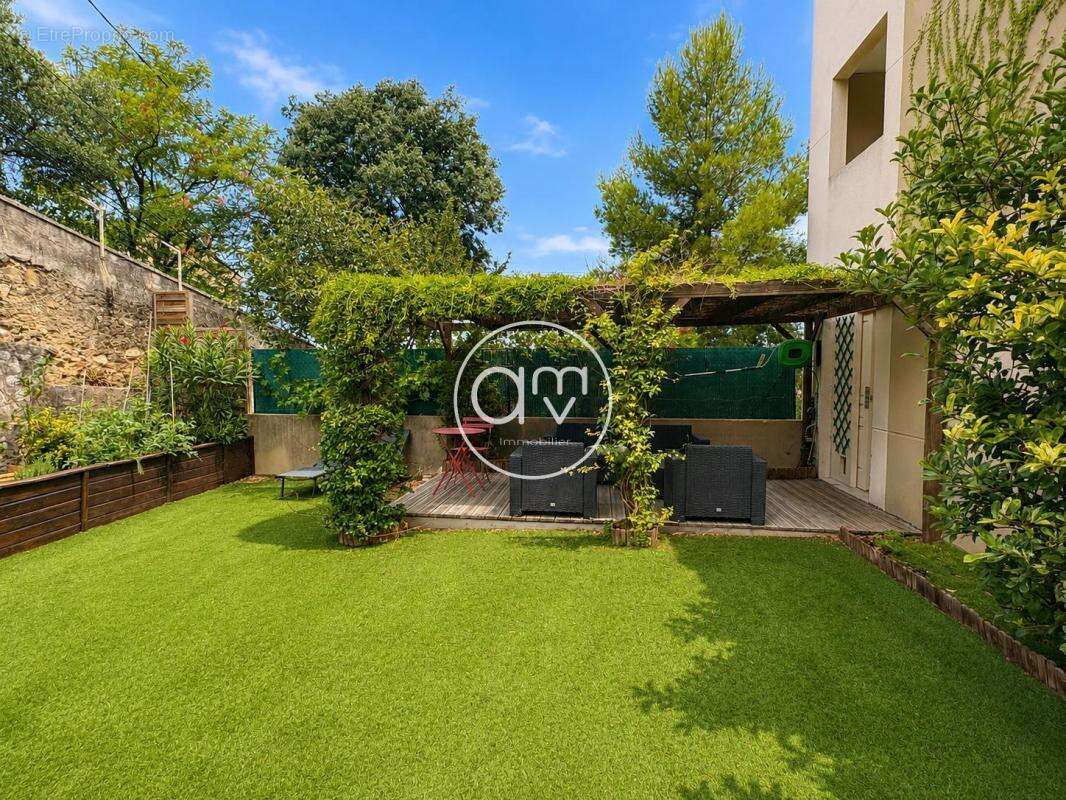 MARSEILLE - XIV proche Lacordaire - T2 avec rez-de-jardin de - photo 2