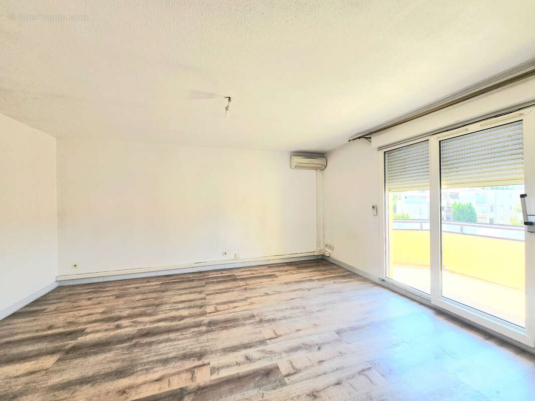 Sablettes - appartement dernier etage t3 vendu avec cave - photo 3