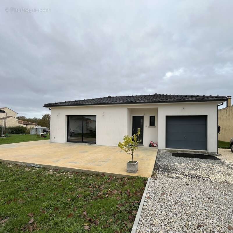 Maison à LOUPES