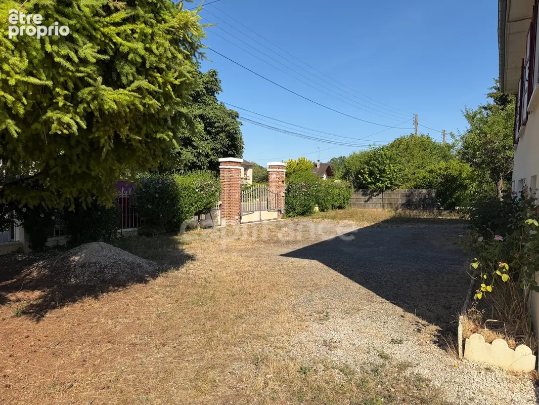 Maison à vendre 4 pièces de 65 m2 JOIGNY (89) 3 chambres sous sol Terrain de 754 m2 - photo 11