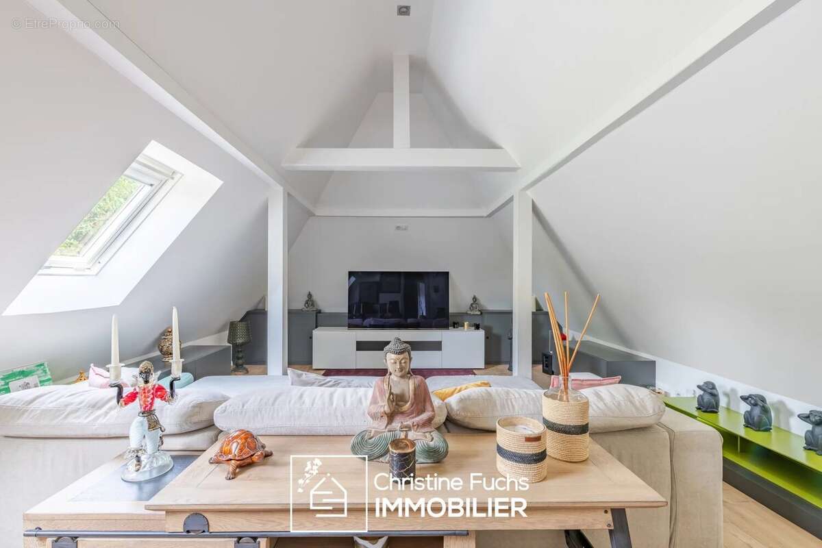Marienthal - Une maison repensée avec élégance - photo 12