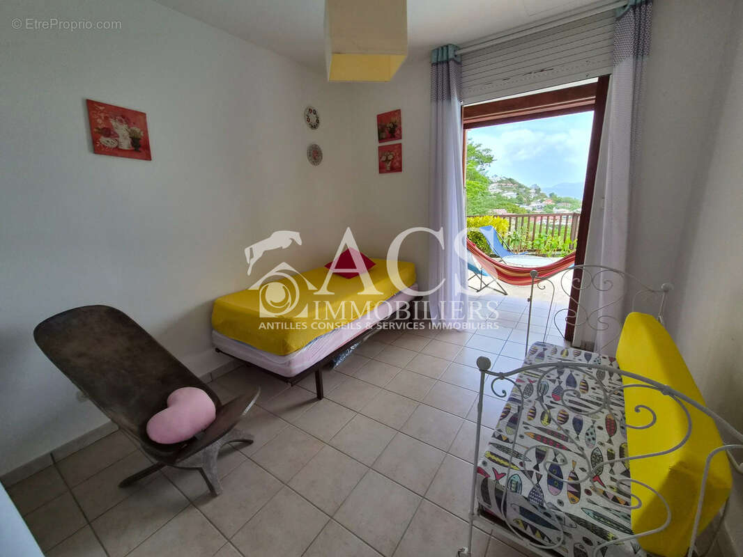 Magnifique villa F5 avec piscine et vue mer - photo 16