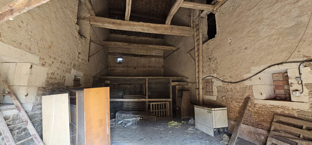 Maison à VARZY