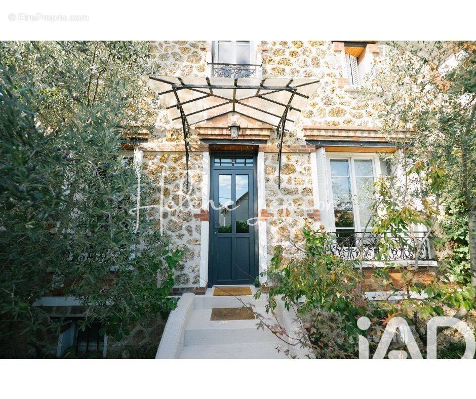 Photo 1 - Maison à TAVERNY