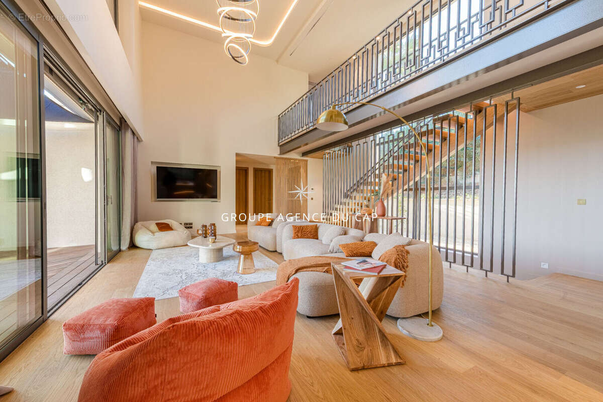 Maison à SAINT-RAPHAEL