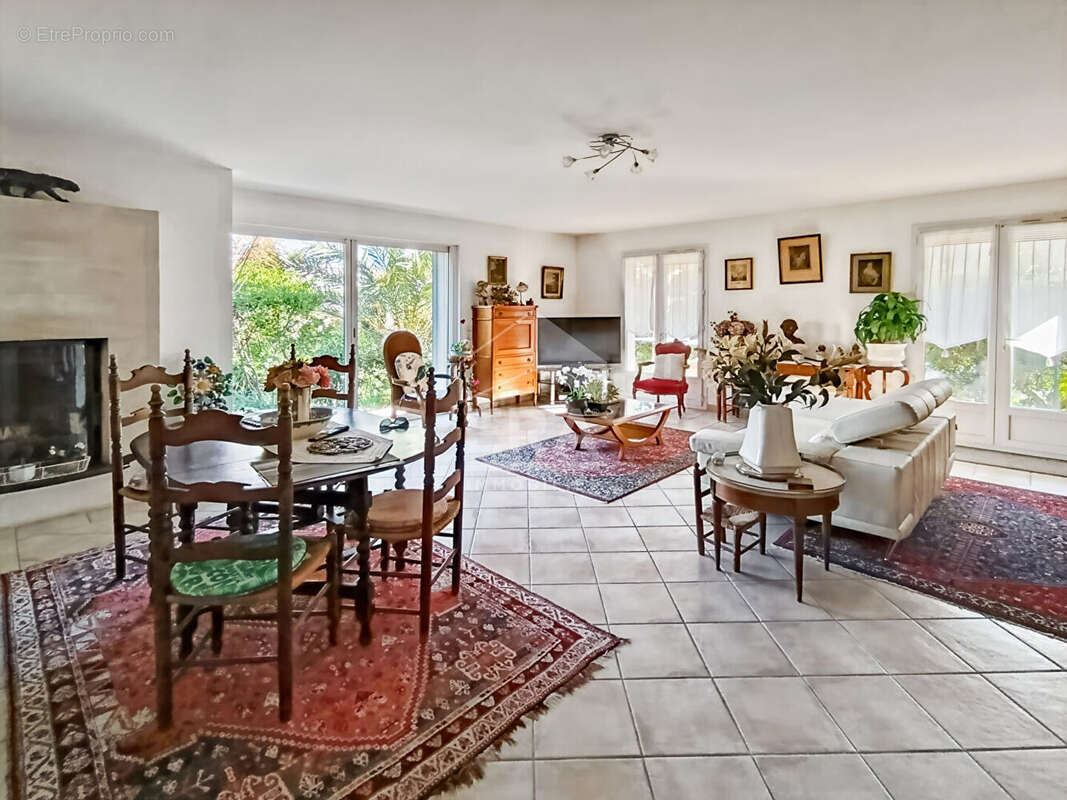 Maison à CAGNES-SUR-MER