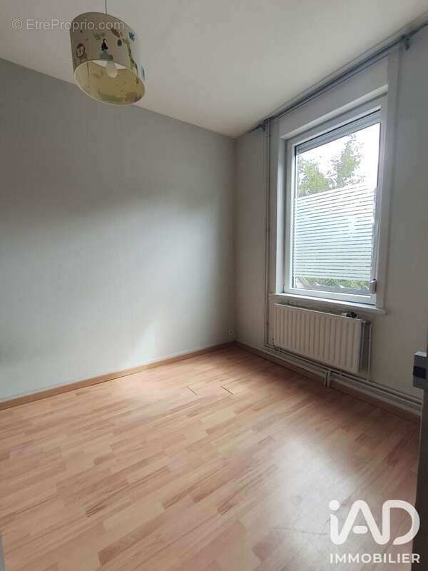 Maison 141 m² à Tourcoing  - photo 8