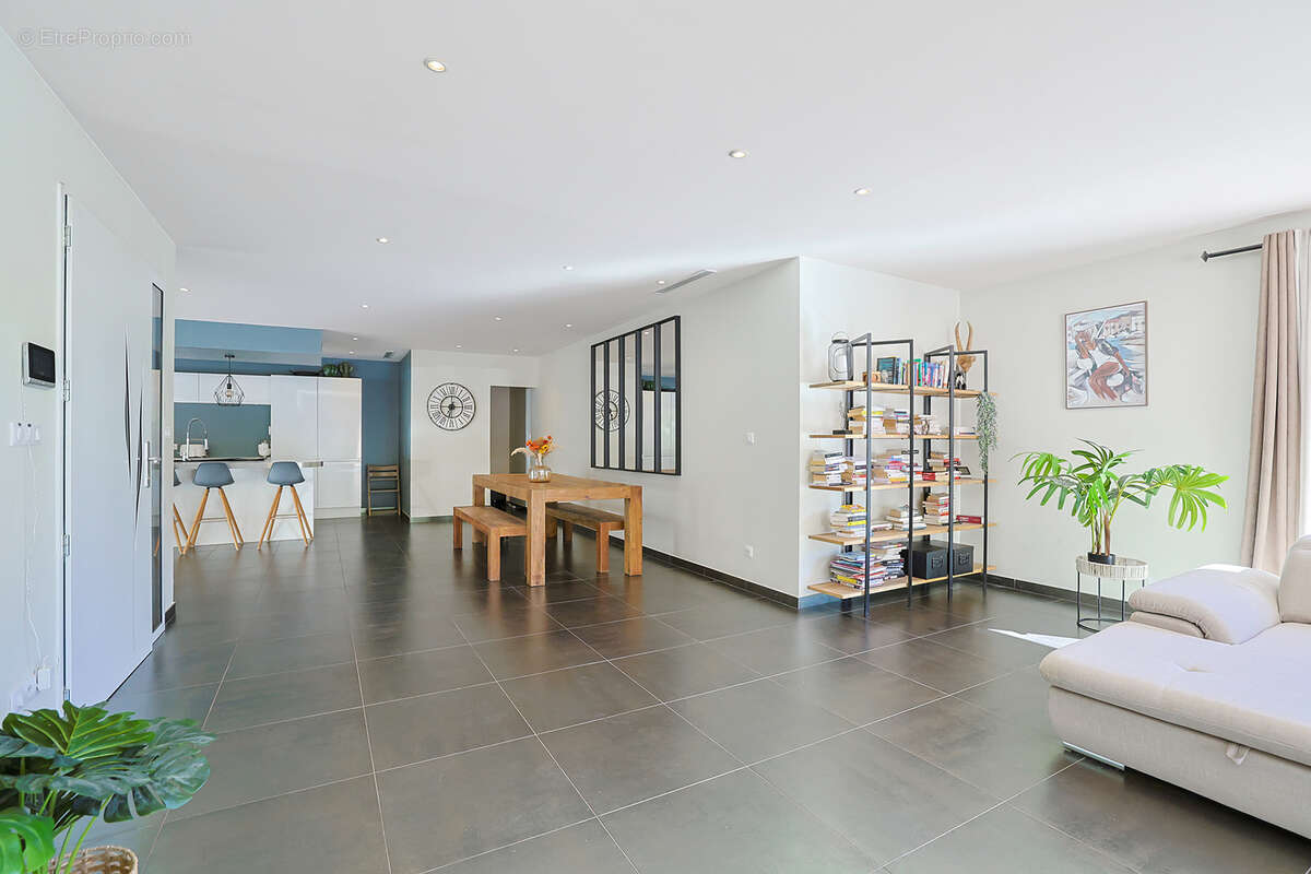 Maison à BELGENTIER