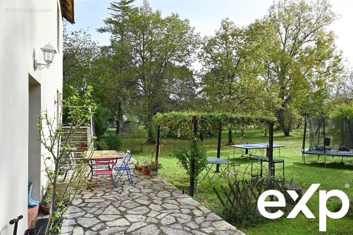 Maison à BAGAT-EN-QUERCY