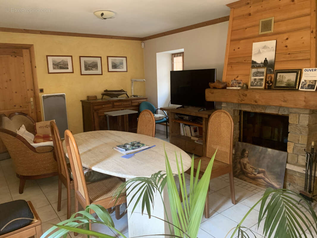 Maison à SAINT-MARCEL