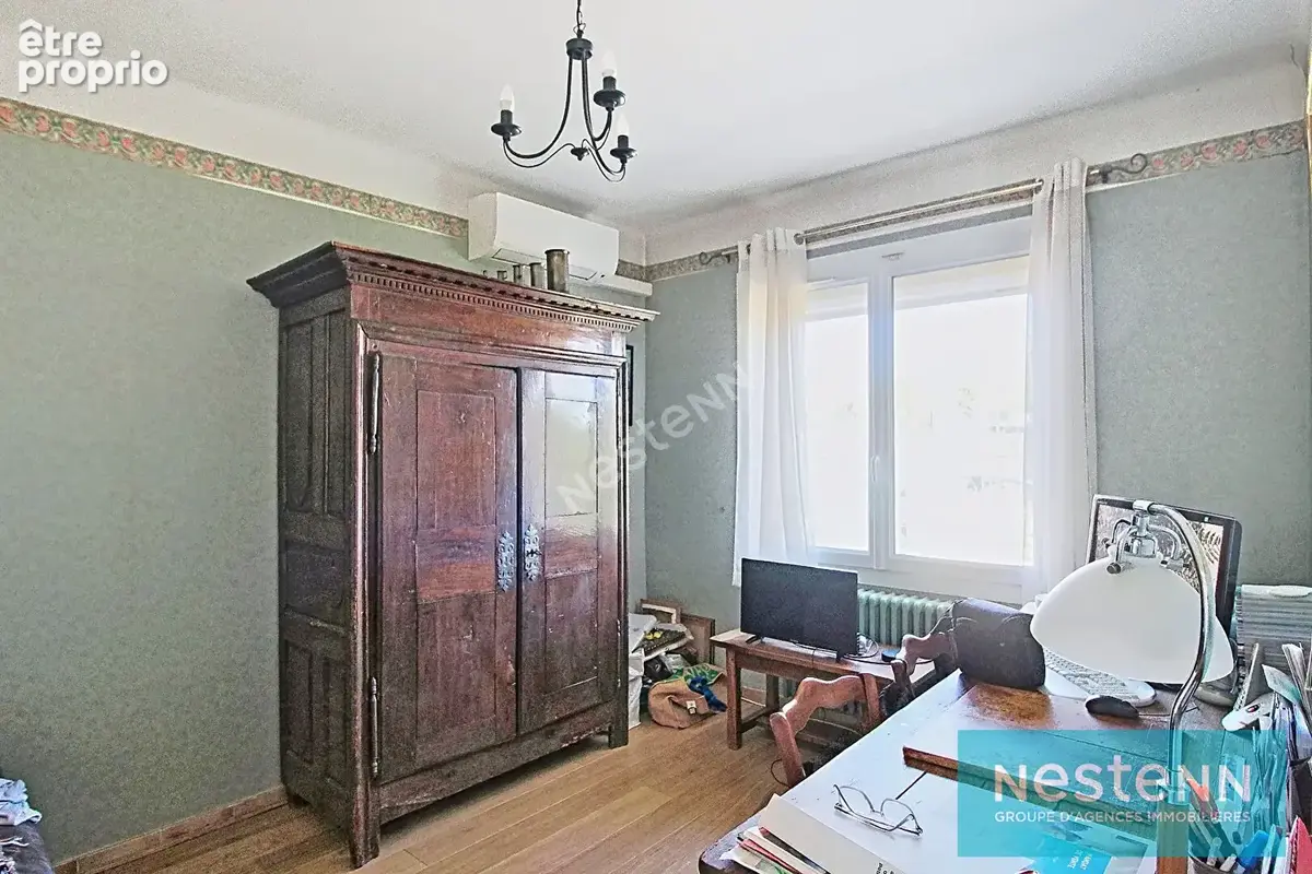 Maison spacieuse à vendre à Istres - 5 chambres avec piscine - photo 7